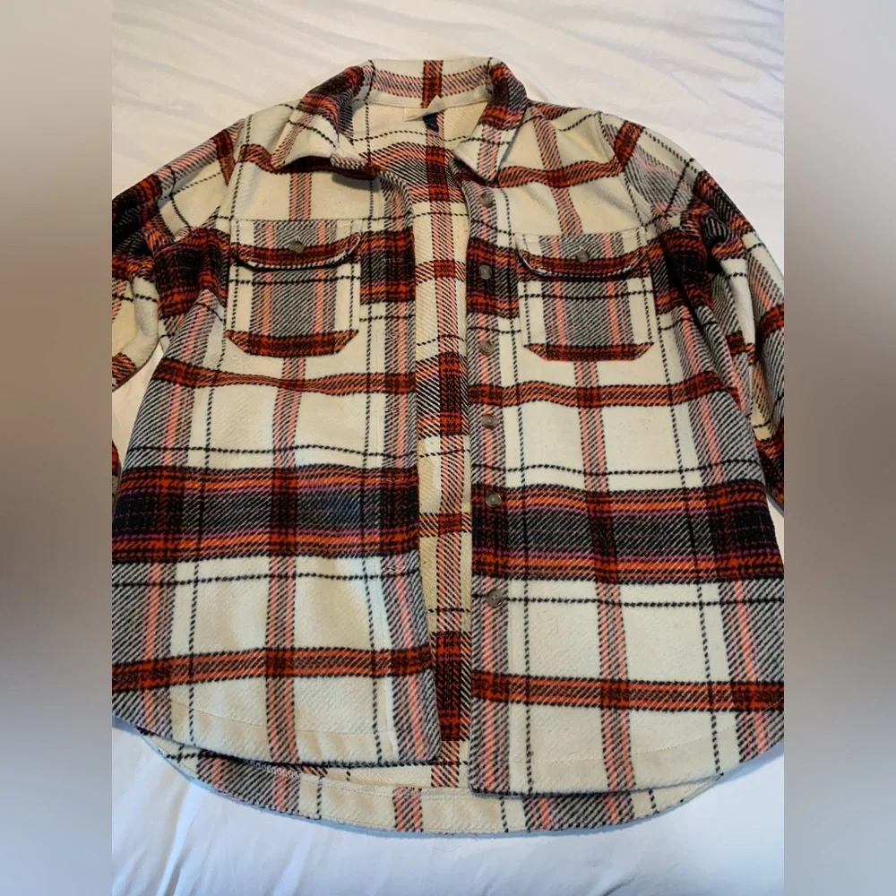 Universal Thread Flannel Jacket - Picture 2 of 5
